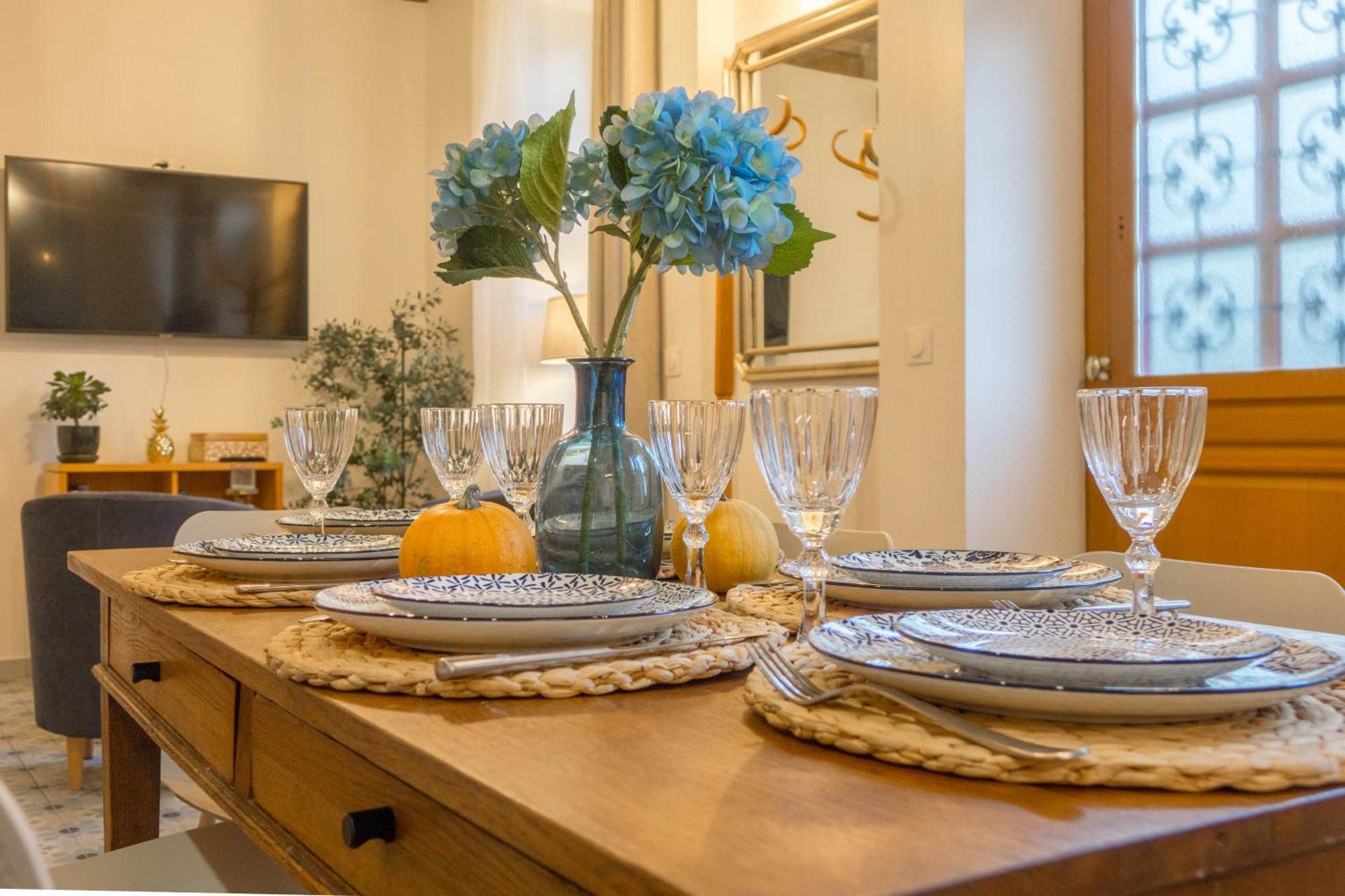 Domaine De Charme Au Coeur D'Orleans Classe 3 Etoiles - Bords De Loire - 21 Couchages Avec Parkings Prives מראה חיצוני תמונה