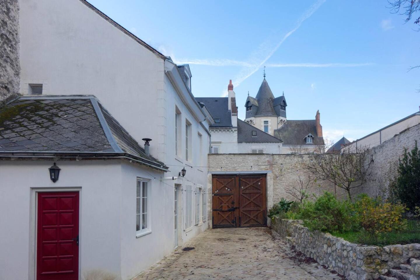 Domaine De Charme Au Coeur D'Orleans Classe 3 Etoiles - Bords De Loire - 21 Couchages Avec Parkings Prives מראה חיצוני תמונה