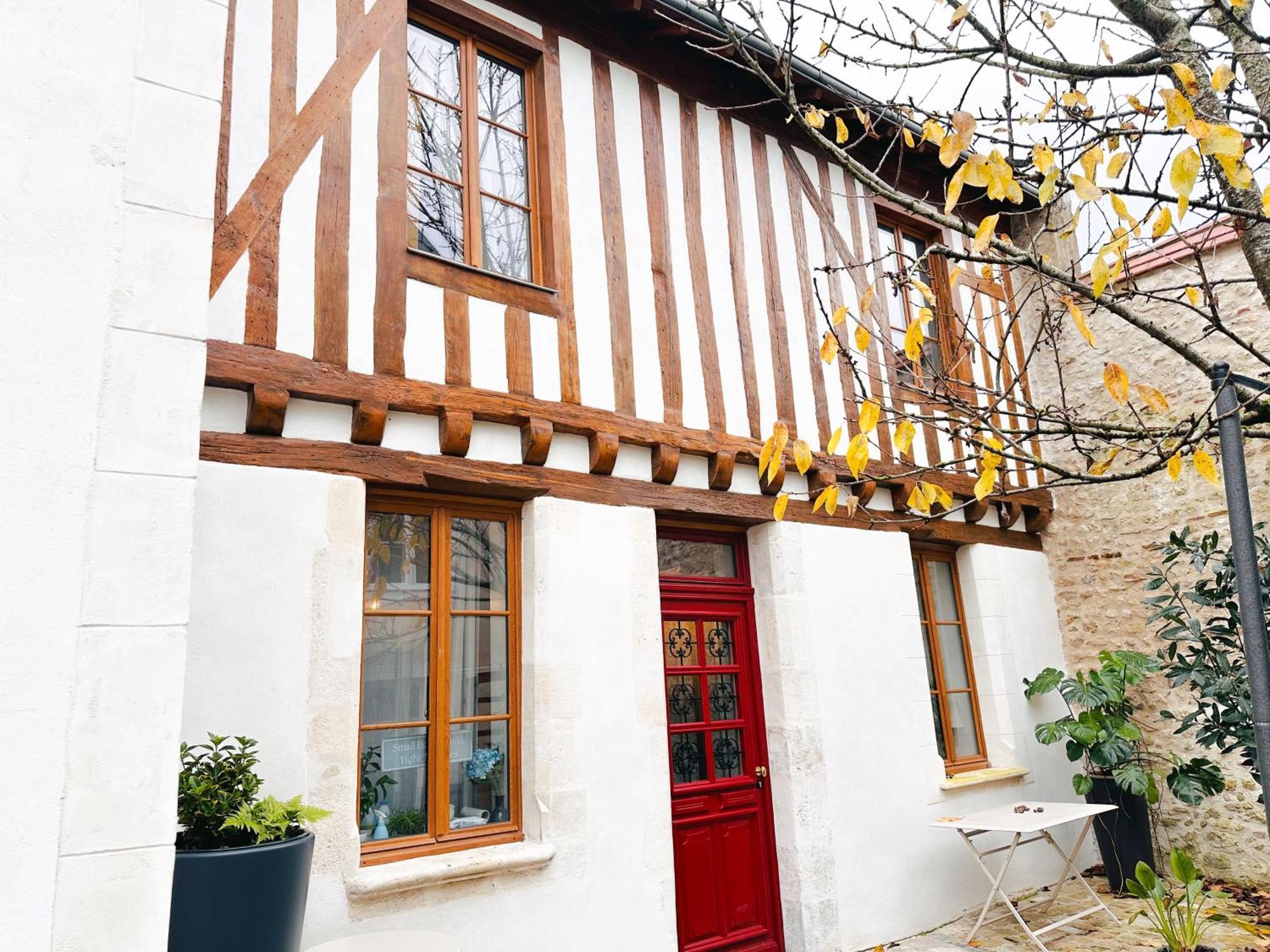 Domaine De Charme Au Coeur D'Orleans Classe 3 Etoiles - Bords De Loire - 21 Couchages Avec Parkings Prives מראה חיצוני תמונה